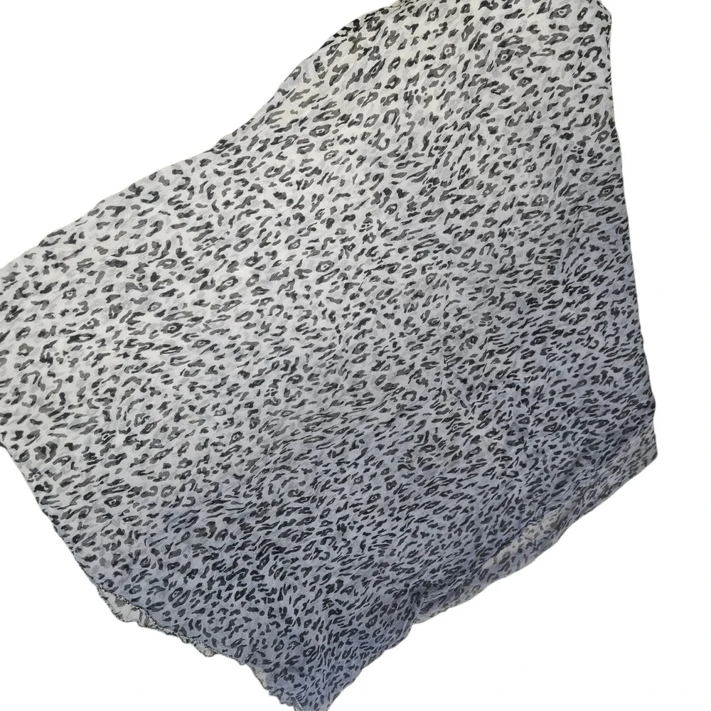 Leopard Print Scarf Gray White Lightweight Ombre Gradient‎ Sheer Preppy Women